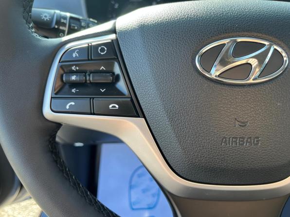 Hyundai Solaris II Рестайлинг с пробегом 2020 года, цена 1 655 700 рублей, 141206 км, седан, Автокод Объявления