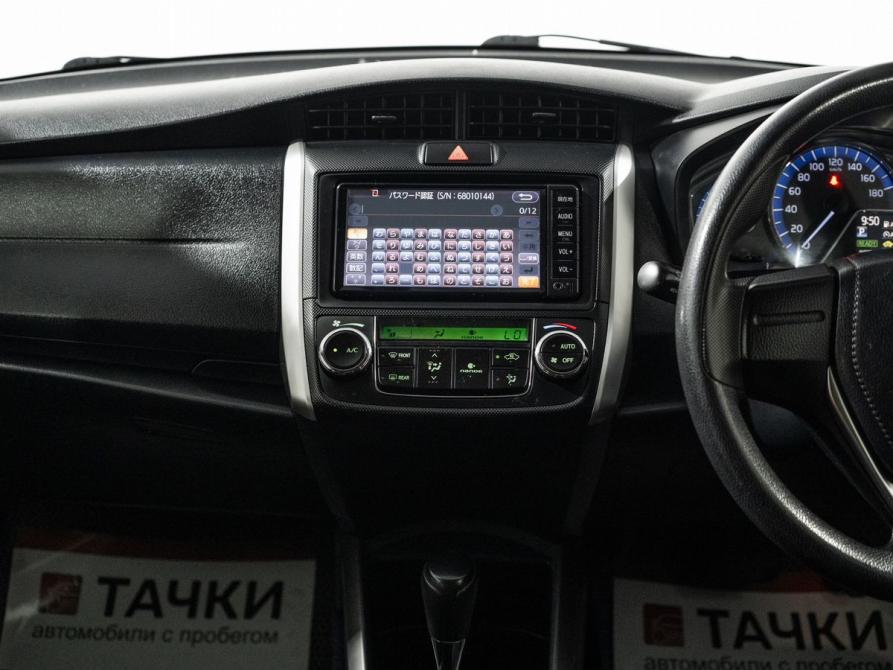 Toyota Corolla XI (E160 E170 E180) Рестайлинг 1 Иркутск  - изображение 12