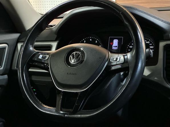 Volkswagen Teramont I с пробегом 2019 года, цена 3 340 000 рублей, 106204 км, внедорожник, Автокод Объявления