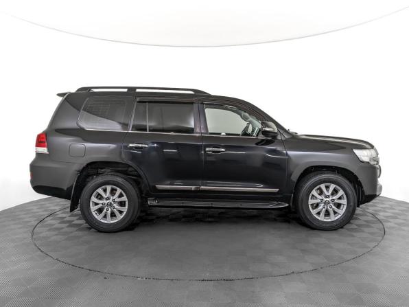 Toyota Land Cruiser 200 Series Рестайлинг 2 с пробегом 2017 года, цена 5 835 000 рублей, 167264 км, внедорожник, Автокод Объявления