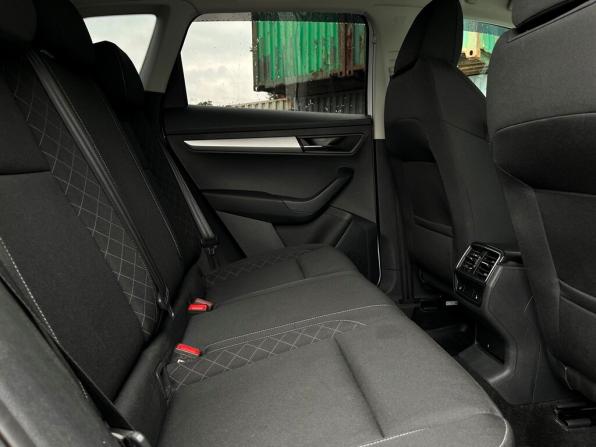 Skoda Karoq I с пробегом 2021 года, цена 2 595 700 рублей, 86788 км, внедорожник, Автокод Объявления