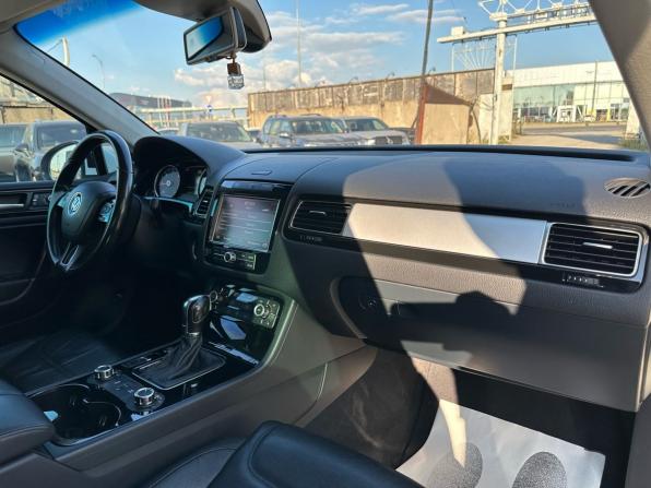 Volkswagen Touareg II с пробегом 2013 года, цена 2 290 000 рублей, 339916 км, внедорожник, Автокод Объявления