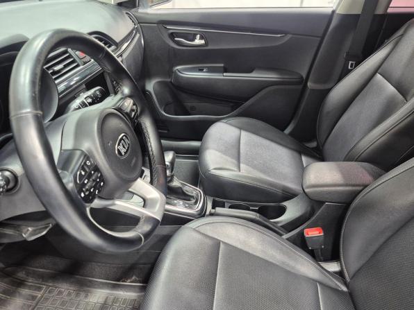 Kia Rio IV с пробегом 2017 года, цена 1 399 900 рублей, 155000 км, хэтчбек, Автокод Объявления