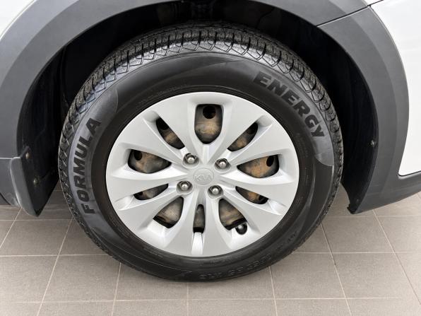 Kia Rio IV с пробегом 2018 года, цена 1 235 000 рублей, 131471 км, хэтчбек, Автокод Объявления