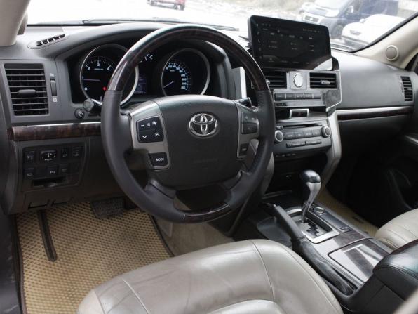 Toyota Land Cruiser 200 Series с пробегом 2011 года, цена 3 050 000 рублей, 353647 км, внедорожник, Автокод Объявления