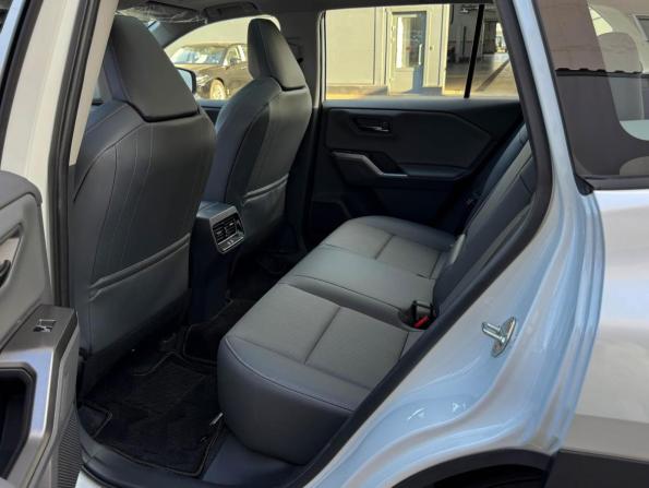 Toyota RAV4 V (XA50) с пробегом 2026 года, цена 4 280 000 рублей, 34 км, внедорожник, Автокод Объявления