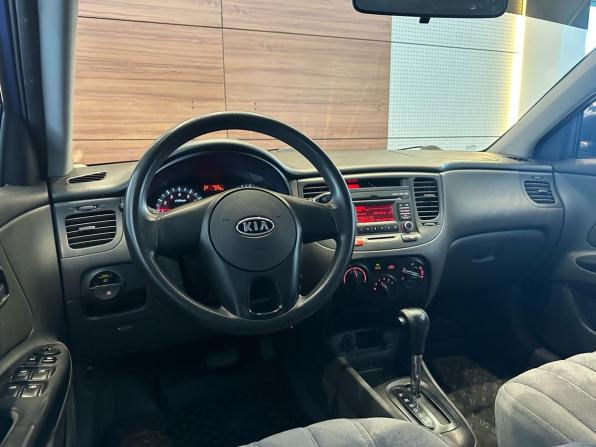 Kia Rio II Рестайлинг с пробегом 2011 года, цена 1 049 000 рублей, 35988 км, седан, Автокод Объявления