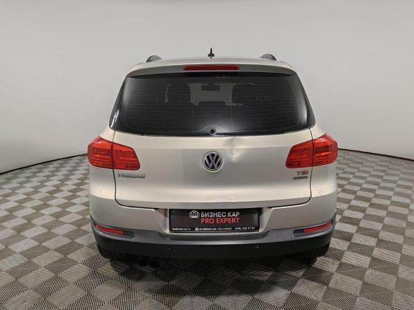 Volkswagen Tiguan I Рестайлинг с пробегом 2012 года, цена 1 055 000 рублей, 174763 км, внедорожник, Автокод Объявления
