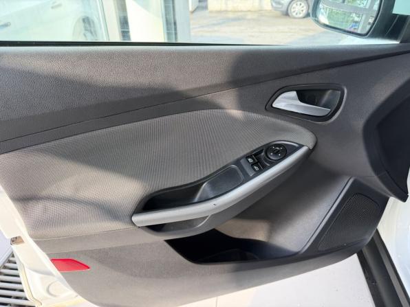 Ford Focus III с пробегом 2012 года, цена 590 000 рублей, 268749 км, седан, Автокод Объявления