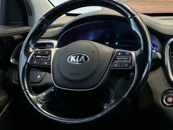 Kia Sorento III Prime Рестайлинг с пробегом 2019 года, цена 2 999 000 рублей, 98346 км, внедорожник, Автокод Объявления