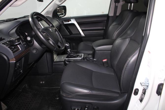 Toyota Land Cruiser Prado 150 Series Рестайлинг 2 с пробегом 2020 года, цена 6 900 000 рублей, 37815 км, внедорожник, Автокод Объявления
