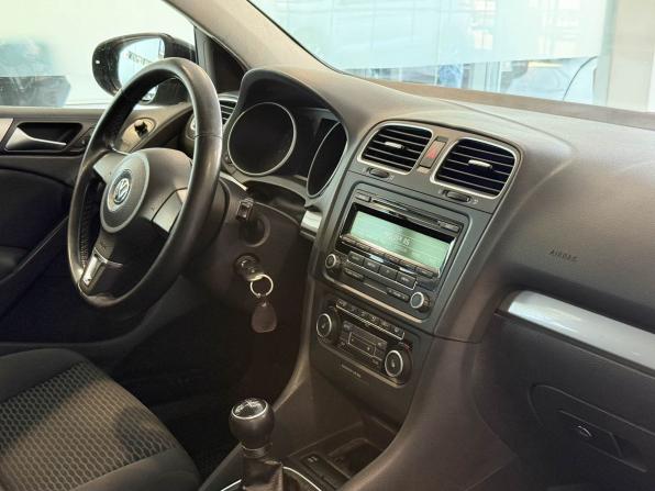 Volkswagen Golf VI с пробегом 2011 года, цена 700 000 рублей, 195380 км, хэтчбек, Автокод Объявления