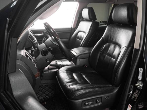 Toyota Land Cruiser 200 Series Рестайлинг 1 с пробегом 2012 года, цена 2 949 000 рублей, 385132 км, внедорожник, Автокод Объявления