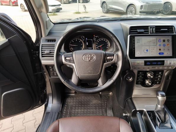 Toyota Land Cruiser Prado 150 Series Рестайлинг 2 с пробегом 2017 года, цена 5 600 000 рублей, 66326 км, внедорожник, Автокод Объявления