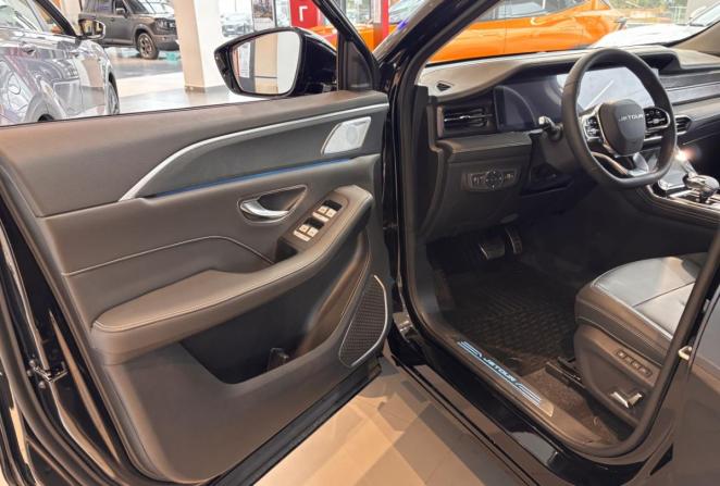 Новый JETOUR X90+ 2026 года, цена 4 199 000 рублей, внедорожник, Автокод Объявления