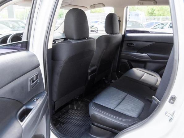 Mitsubishi Outlander III Рестайлинг 3 с пробегом 2020 года, цена 2 197 000 рублей, 115597 км, внедорожник, Автокод Объявления