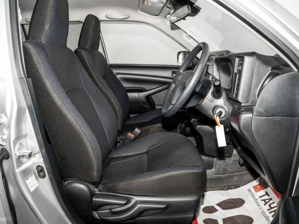 Toyota Probox I Рестайлинг с пробегом 2017 года, цена 977 500 рублей, 106648 км, универсал, Автокод Объявления