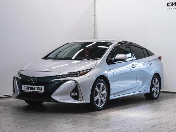 Toyota Prius IV (XW50) с пробегом 2017 года, цена 2 080 000 рублей, 179324 км, лифтбек, Автокод Объявления