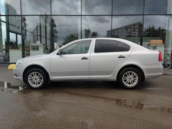 Skoda Octavia II (A5) Рестайлинг с пробегом 2011 года, цена 699 000 рублей, 95243 км, лифтбек, Автокод Объявления