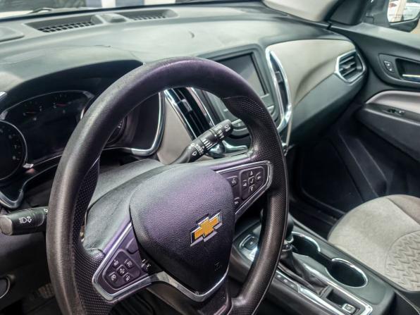 Chevrolet Equinox III Рестайлинг с пробегом 2022 года, цена 2 749 900 рублей, 113830 км, внедорожник, Автокод Объявления