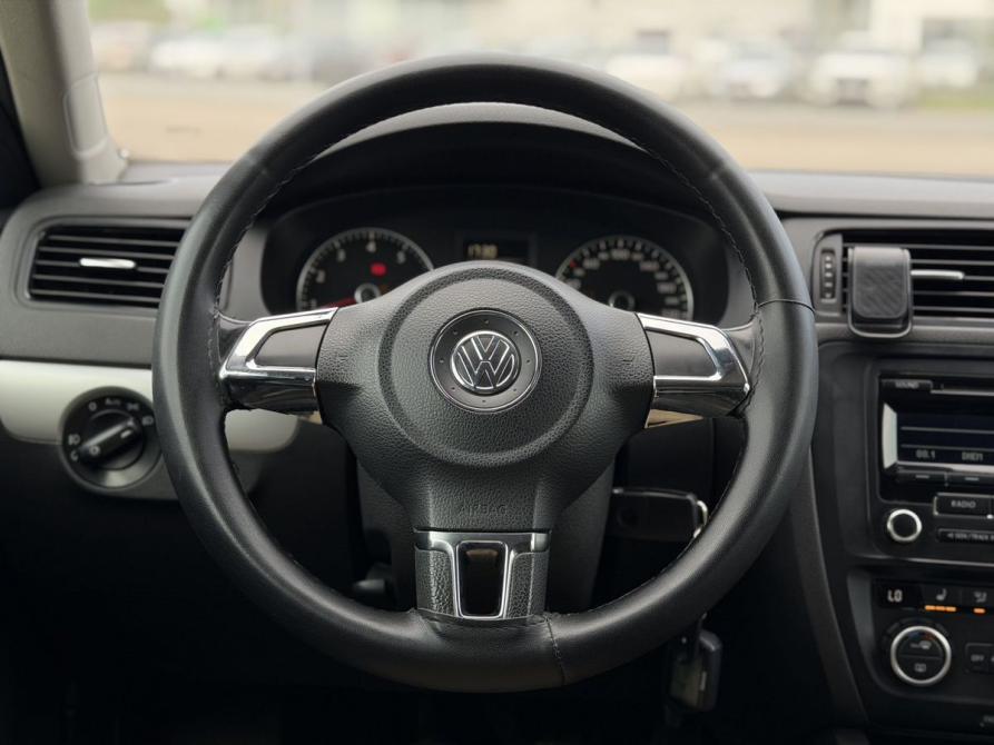 Volkswagen Jetta VI Казань  - изображение 16