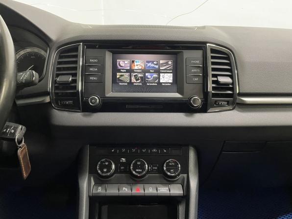 Skoda Karoq I с пробегом 2020 года, цена 2 330 000 рублей, 140219 км, внедорожник, Автокод Объявления