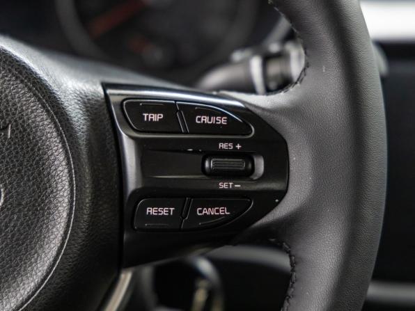 Kia Rio IV с пробегом 2018 года, цена 1 048 000 рублей, 221100 км, седан, Автокод Объявления