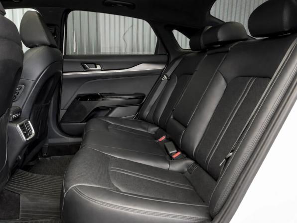 Kia K5 III с пробегом 2021 года, цена 3 090 000 рублей, 53433 км, седан, Автокод Объявления