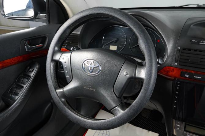Toyota Avensis II с пробегом 2006 года, цена 799 000 рублей, 348000 км, седан, Автокод Объявления