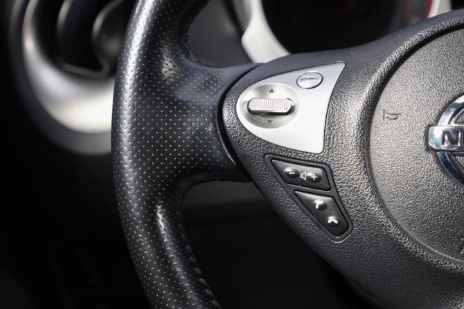 Nissan Juke I с пробегом 2013 года, цена 1 129 000 рублей, 120157 км, внедорожник, Автокод Объявления