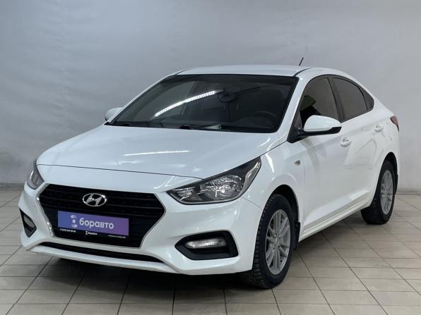 Hyundai Solaris II с пробегом 2017 года, цена 1 299 000 рублей, 130460 км, седан, Автокод Объявления