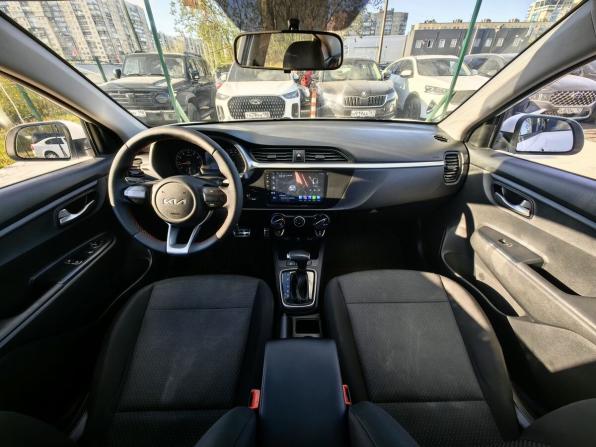 Kia Rio IV Рестайлинг с пробегом 2021 года, цена 1 179 000 рублей, 92686 км, седан, Автокод Объявления