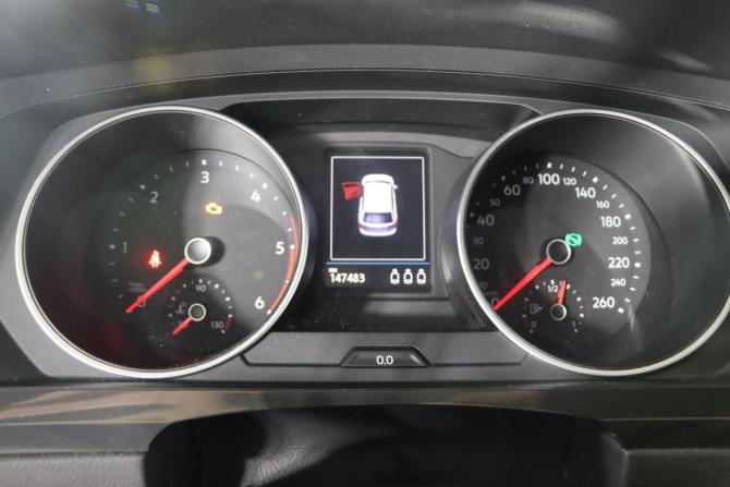 Volkswagen Tiguan II с пробегом 2018 года, цена 2 599 990 рублей, 147482 км, внедорожник, Автокод Объявления