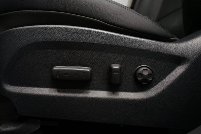 Hyundai Santa Fe III Рестайлинг с пробегом 2017 года, цена 2 794 000 рублей, 124000 км, внедорожник, Автокод Объявления