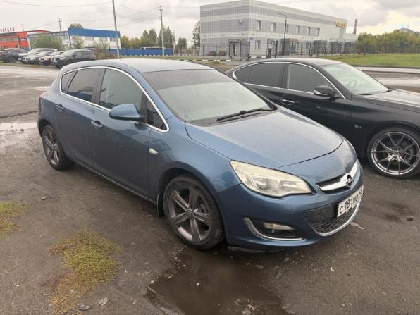 Opel Astra J Рестайлинг с пробегом 2012 года, цена 750 000 рублей, 162000 км, хэтчбек, Автокод Объявления