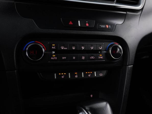 Kia Ceed III с пробегом 2019 года, цена 1 824 444 рубля, 73643 км, универсал, Автокод Объявления