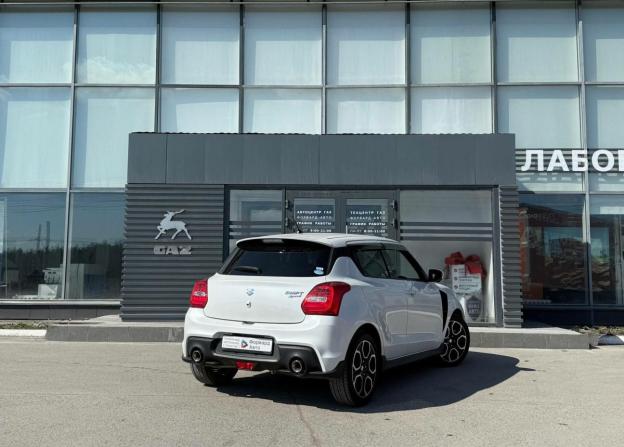 Suzuki Swift V с пробегом 2019 года, цена 1 480 000 рублей, 92655 км, хэтчбек, Автокод Объявления