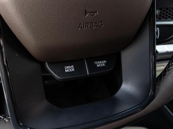 Kia Tasman с пробегом 2025 года, цена 5 990 000 рублей, 2047 км, offers.body_type.unknown, Автокод Объявления