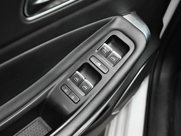 Omoda S5 с пробегом 2023 года, цена 1 150 000 рублей, 45219 км, седан, Автокод Объявления