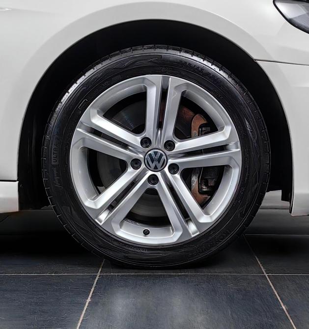 Volkswagen Passat CC I Рестайлинг Москва  - изображение 25