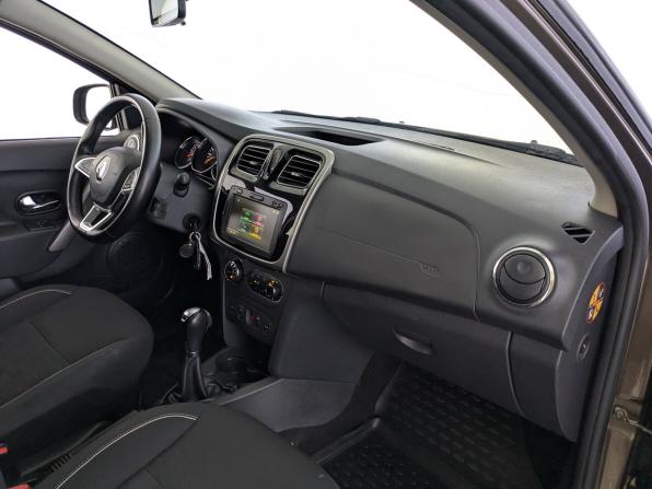 Renault Sandero II Рестайлинг с пробегом 2020 года, цена 1 020 000 рублей, 76881 км, хэтчбек, Автокод Объявления
