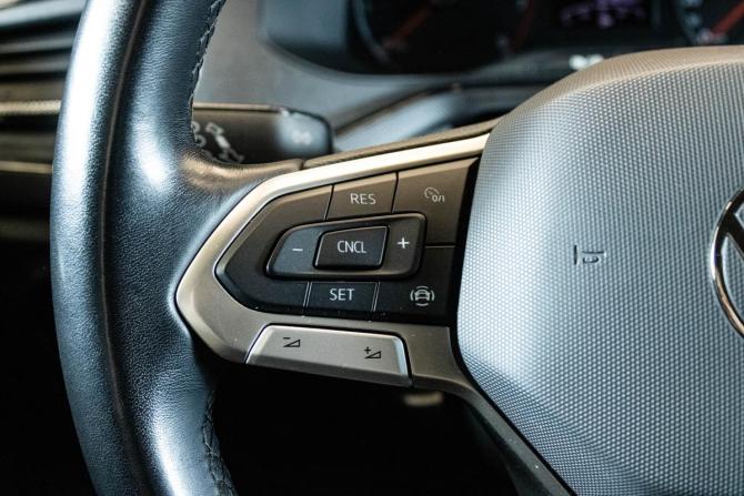 Volkswagen Polo VI с пробегом 2020 года, цена 1 650 000 рублей, 61846 км, лифтбек, Автокод Объявления