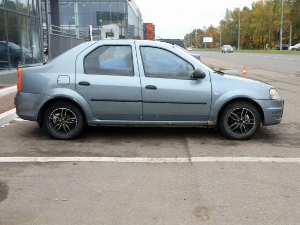 Renault Logan I Рестайлинг с пробегом 2011 года, цена 252 000 рублей, 207000 км, седан, Автокод Объявления