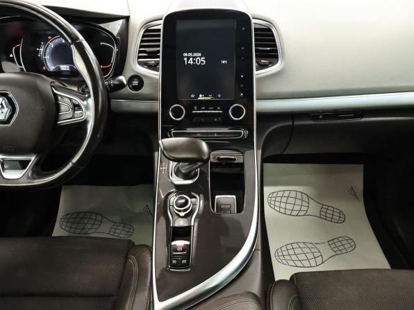 Renault Espace V с пробегом 2017 года, цена 1 475 100 рублей, 154010 км, минивэн, Автокод Объявления