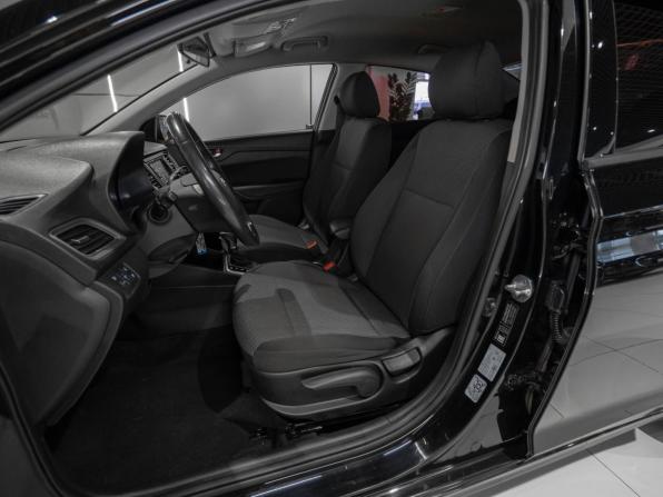 Hyundai Solaris II с пробегом 2020 года, цена 1 330 000 рублей, 114628 км, седан, Автокод Объявления