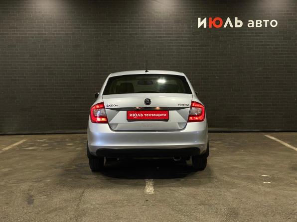 Skoda Rapid I с пробегом 2016 года, цена 1 269 000 рублей, 68717 км, лифтбек, Автокод Объявления
