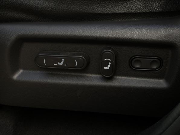 Hyundai Santa Fe II Рестайлинг с пробегом 2011 года, цена 1 139 000 рублей, 138100 км, внедорожник, Автокод Объявления