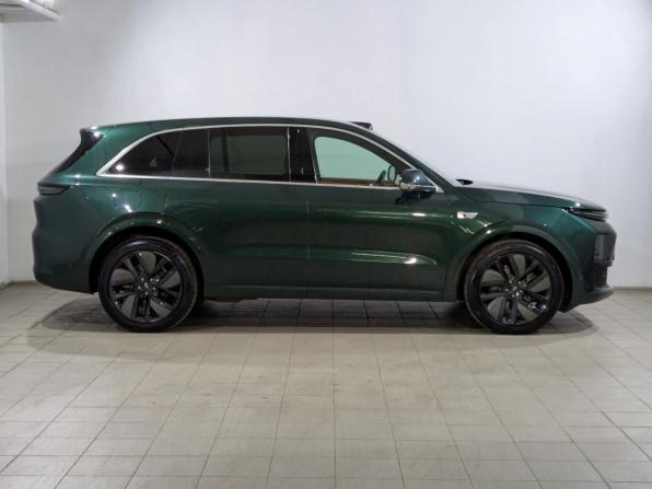 Li Auto (Lixiang) L6 с пробегом 2024 года, цена 5 600 000 рублей, 45200 км, внедорожник, Автокод Объявления