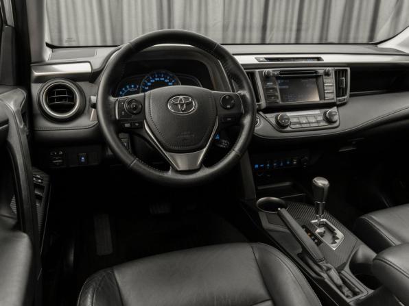 Toyota RAV4 IV (XA40) с пробегом 2013 года, цена 2 380 000 рублей, 87581 км, внедорожник, Автокод Объявления