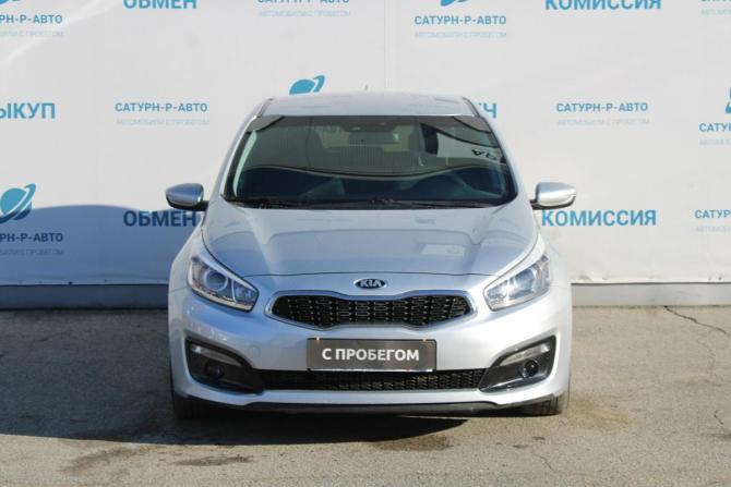 Kia Ceed II Рестайлинг с пробегом 2017 года, цена 1 250 000 рублей, 110000 км, хэтчбек, Автокод Объявления